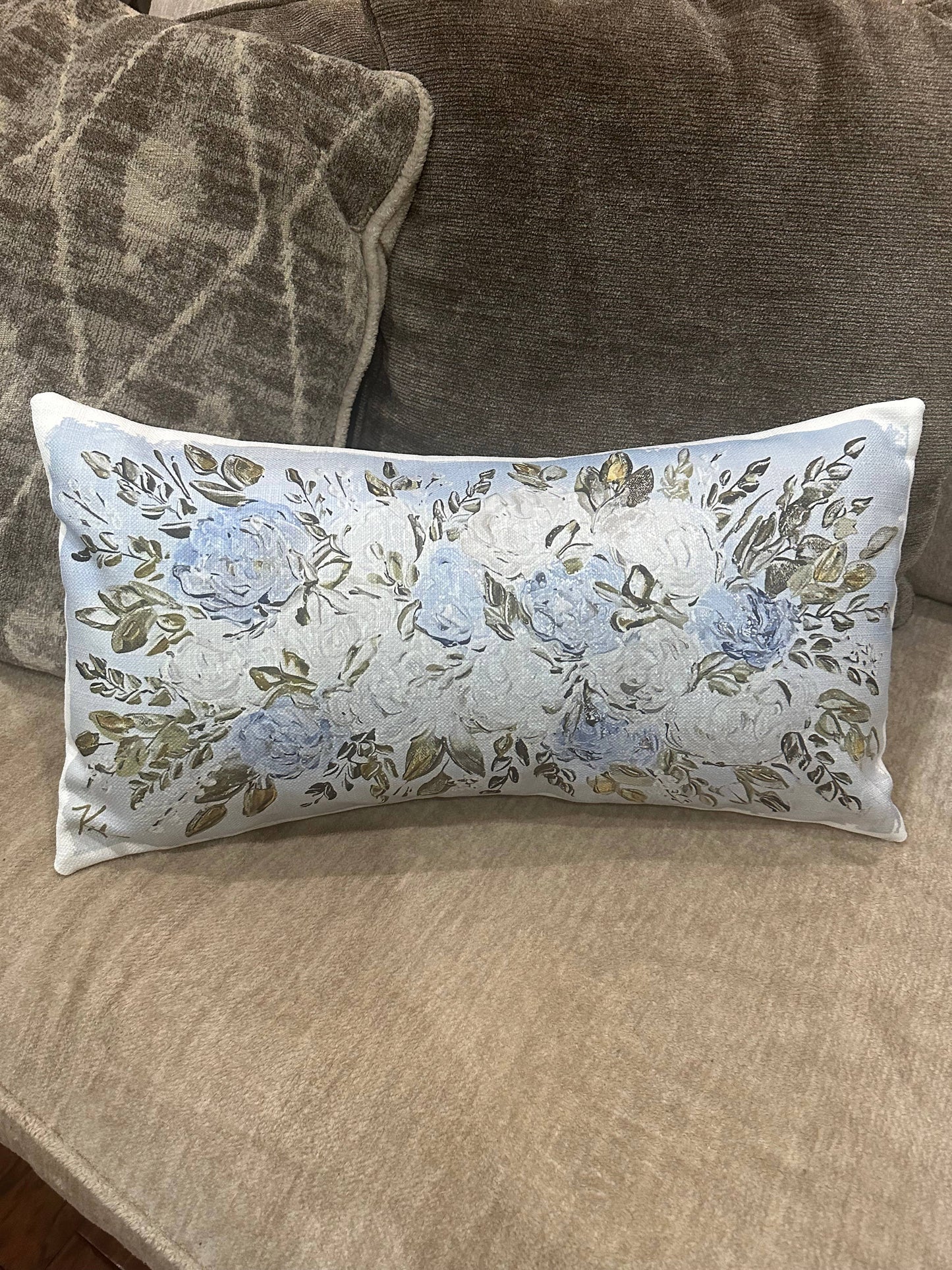 GA Blue & White Hydrangeas Lumbar