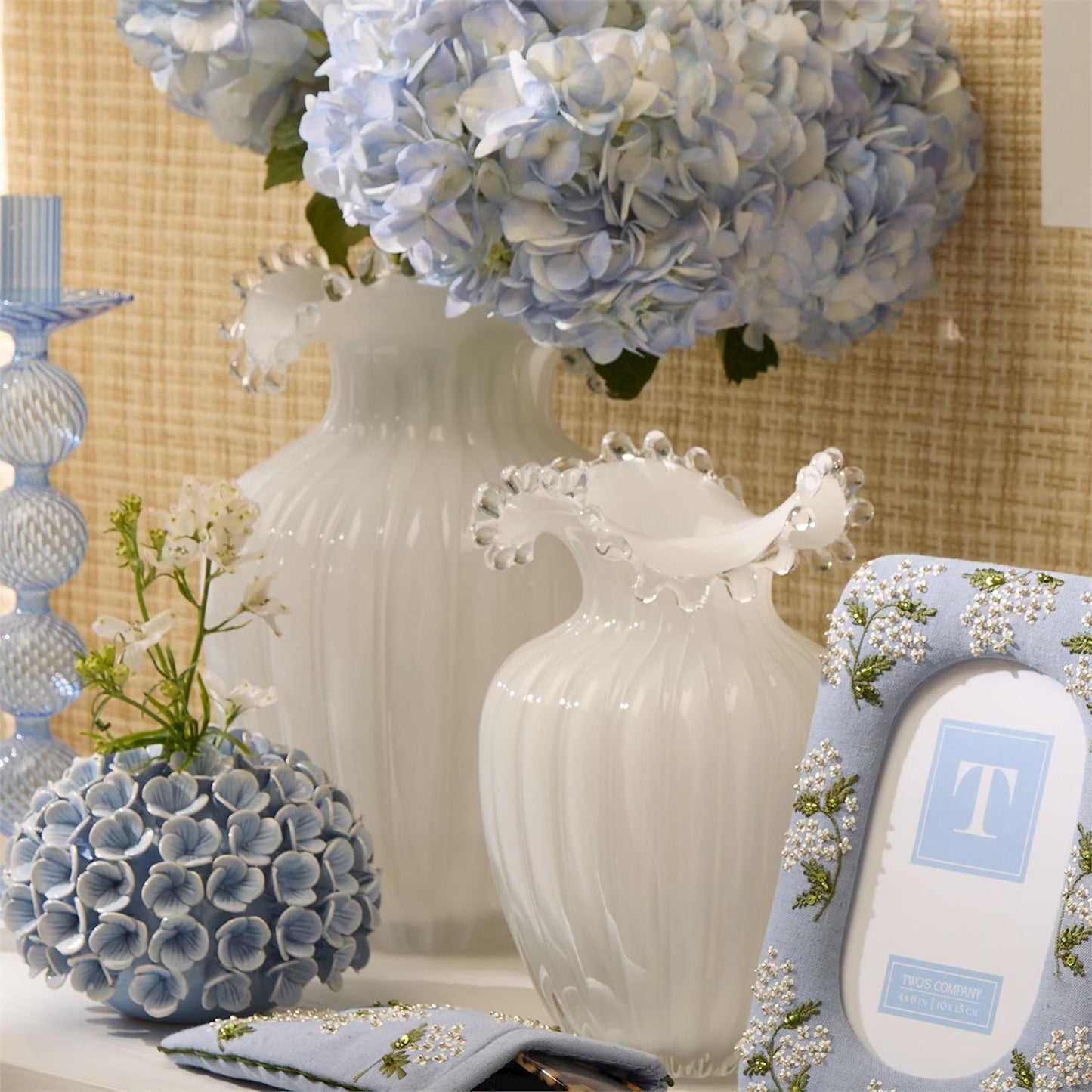Glass Pearl White Vases (2 Sizes)