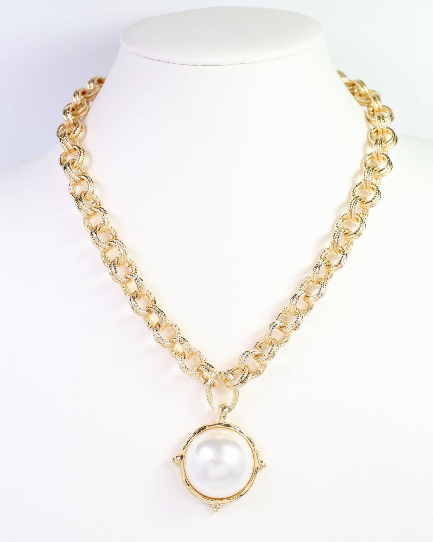 Lexington Link Pearl Charm Necklace Gold: Default