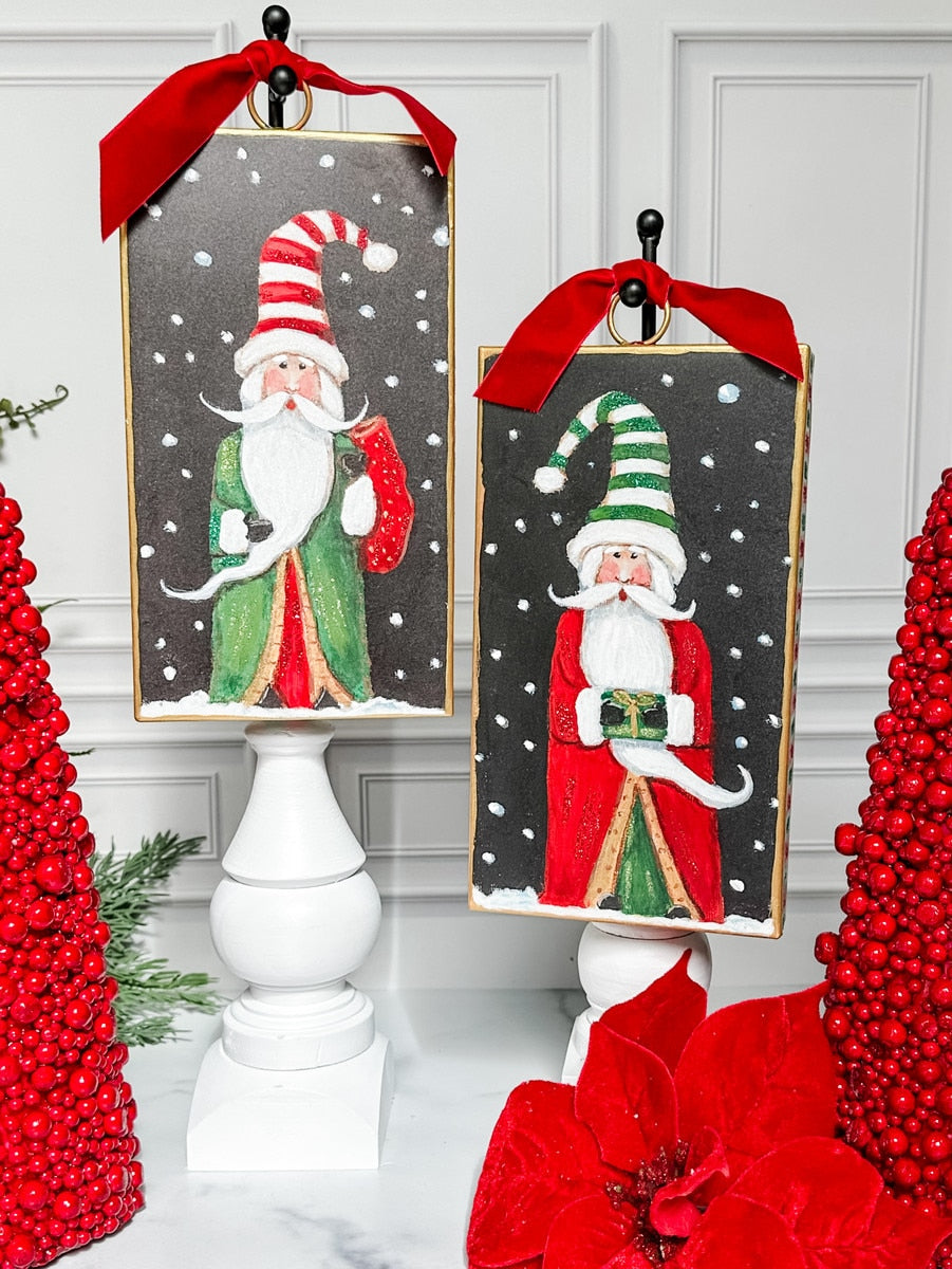 Old World Santa's (2 Styles)