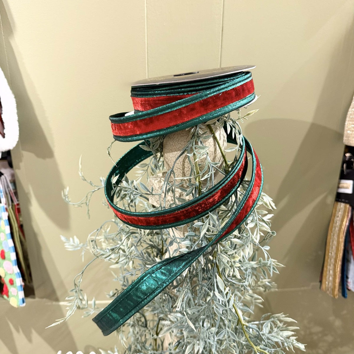 JME Red Velvet DBL Fused Metallic Dupion Green Piping Ribbon 1x10yd