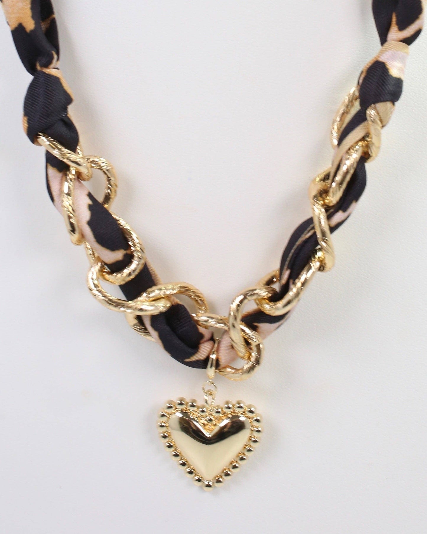 Santee Scarf Charm Necklace Leopard: