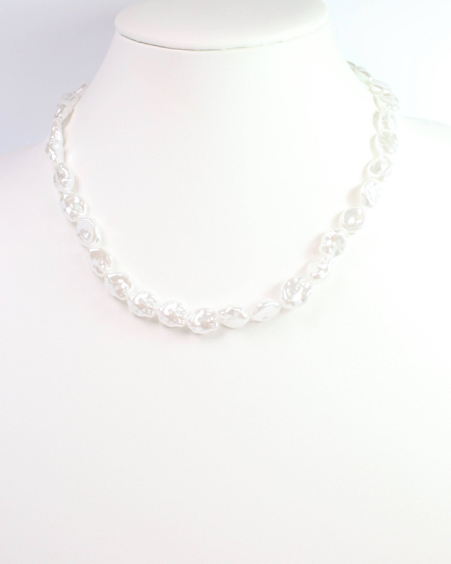 Juliet Baroque Pearl Necklace Pearl: Default