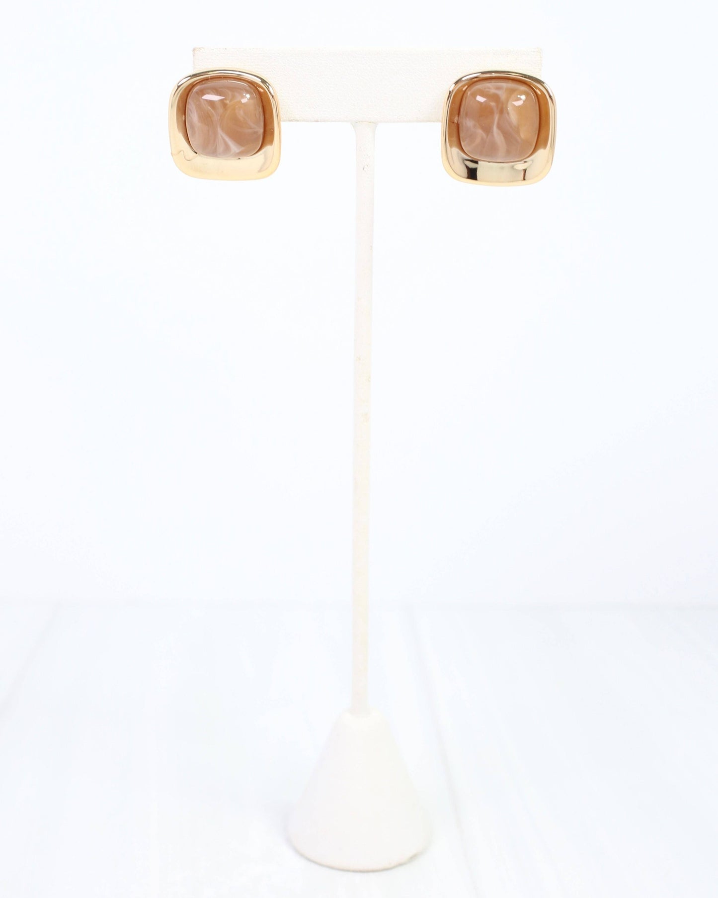 Waterbury Stud Earring Natural: Default