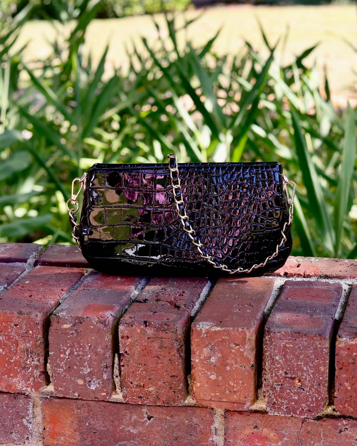 Livi Crossbody Black Patent EC: