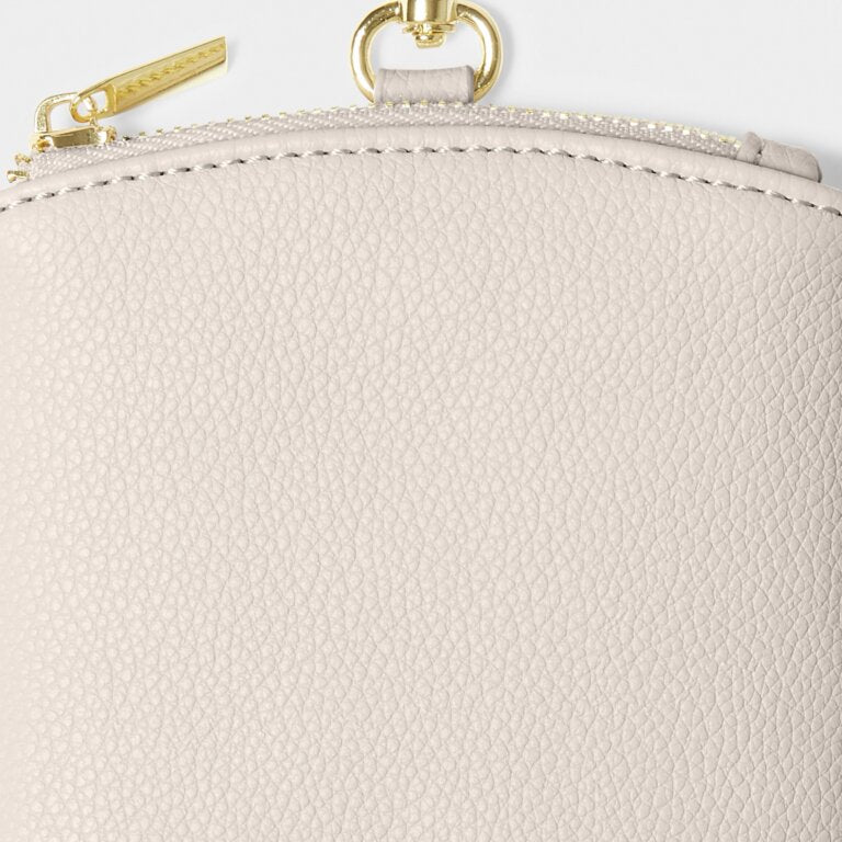 Clip-On Sunglasses Case in Off White