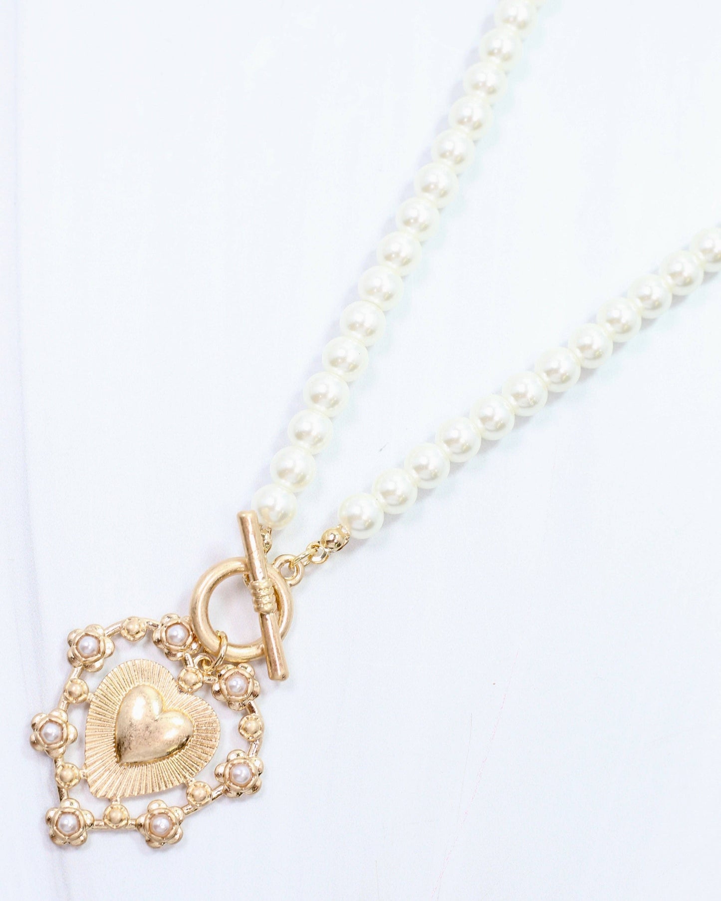 Cason Pearl and Heart Pendant Worn Gold: Default