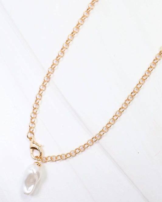 Harrodsburg Long Link Necklace with Pearl Gold: Default