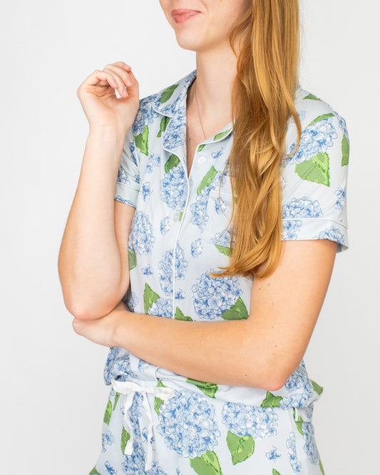 Hydrangea Short Sleeve Button Up Sleep Shirt w/Shorts