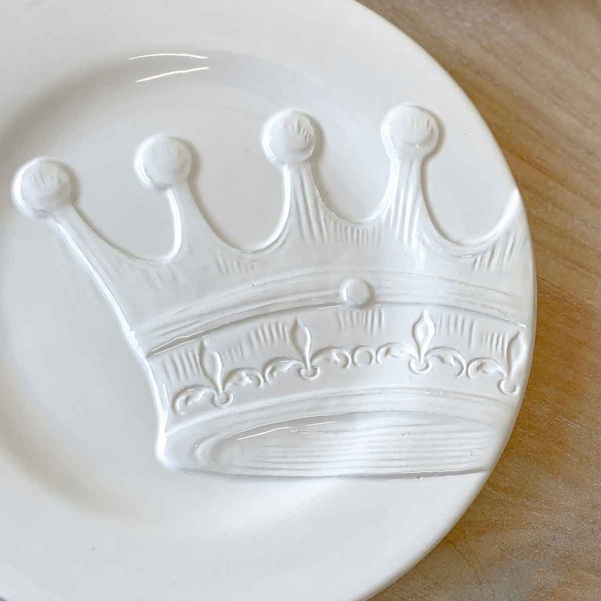 Royal Crown Embossed Plates (Set of 4)