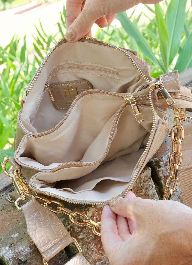 Jace Crossbody TAUPE PATENT