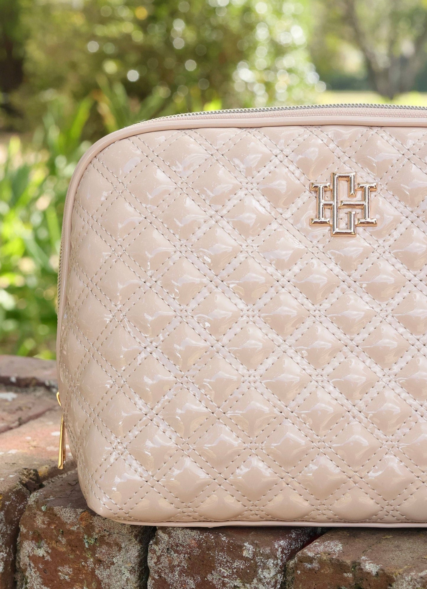 Capri Large Pouch Nude Patent SQ: Default