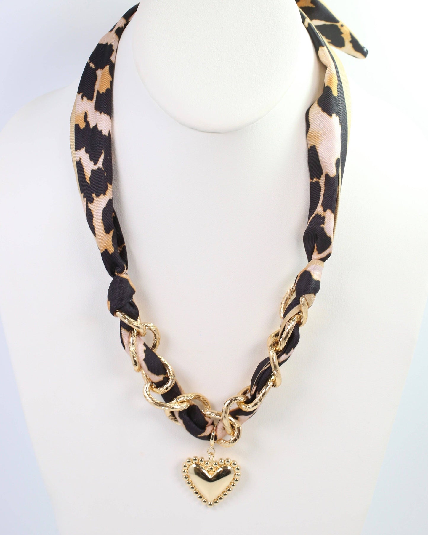 Santee Scarf Charm Necklace Leopard: