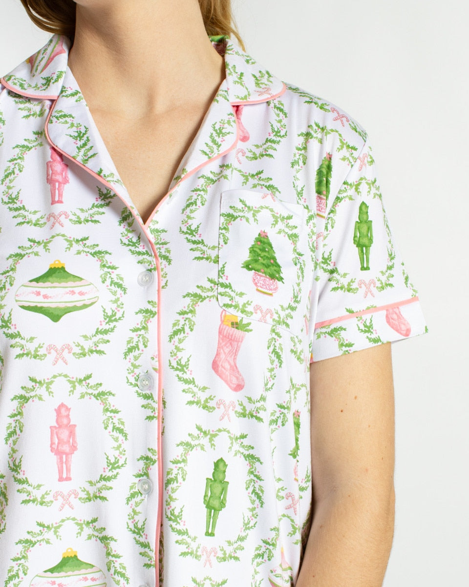 Nutcracker Trellis Short Sleeve Button Up Sleep Shirt w/ Pants