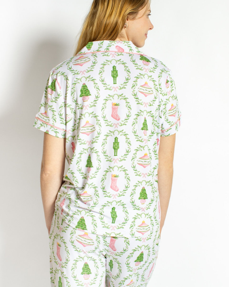 Nutcracker Trellis Short Sleeve Button Up Sleep Shirt w/ Pants