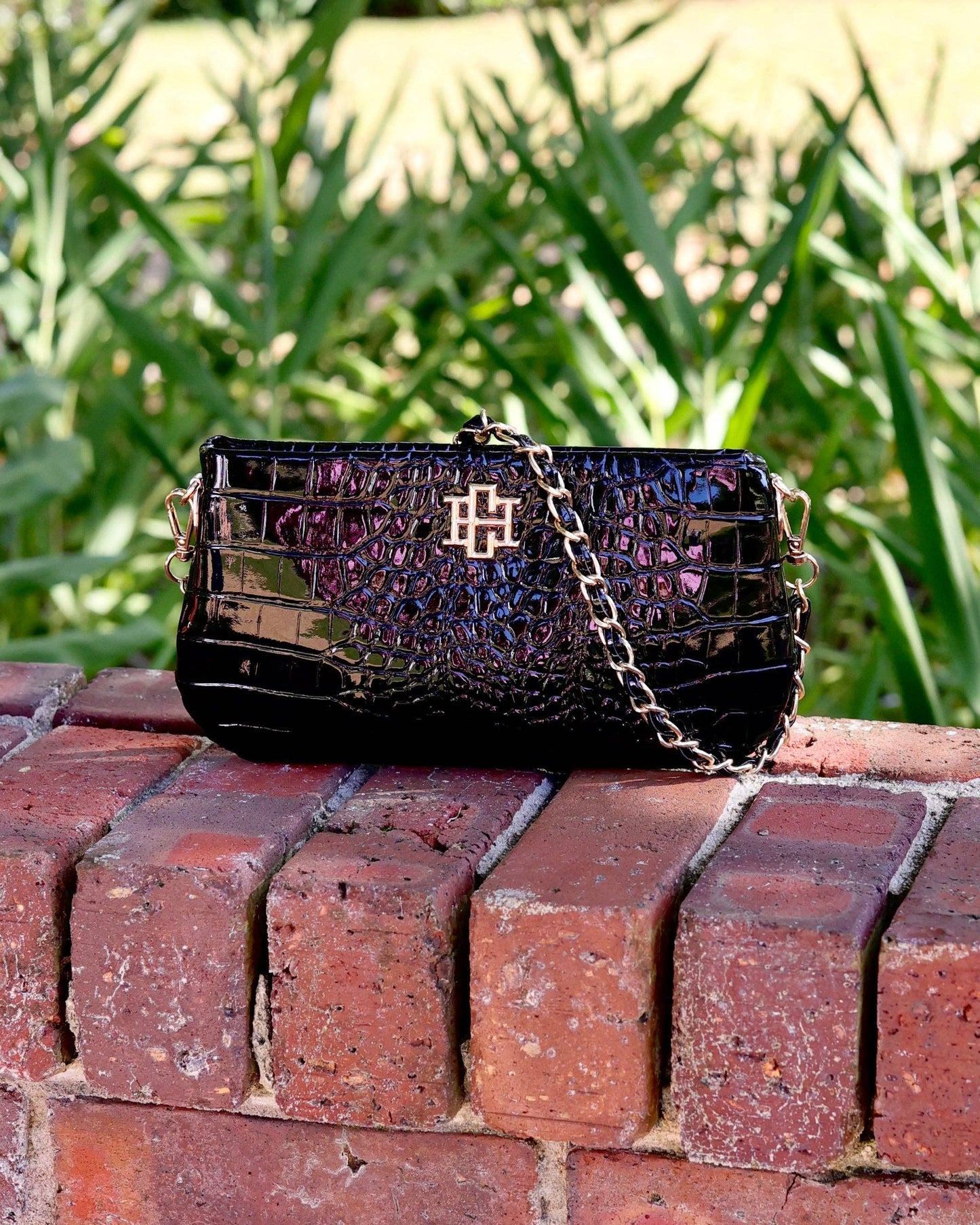 Livi Crossbody Black Patent EC: