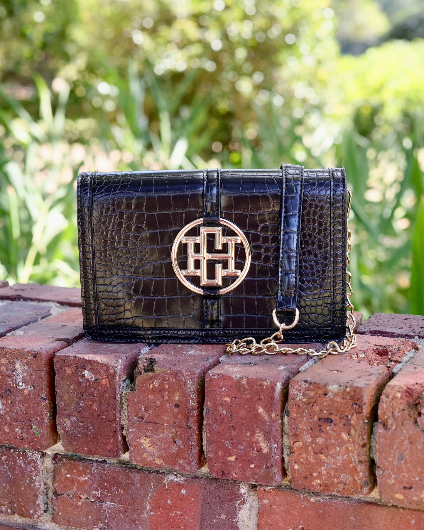 Cecilia Circle Logo Handbag Black EC: Default