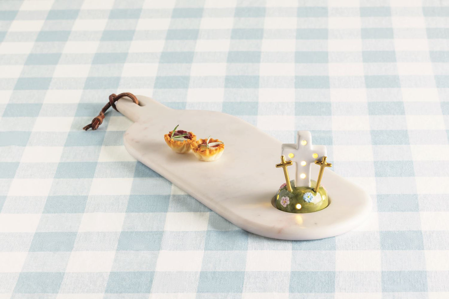 Three Crosses Light-Up Sitter