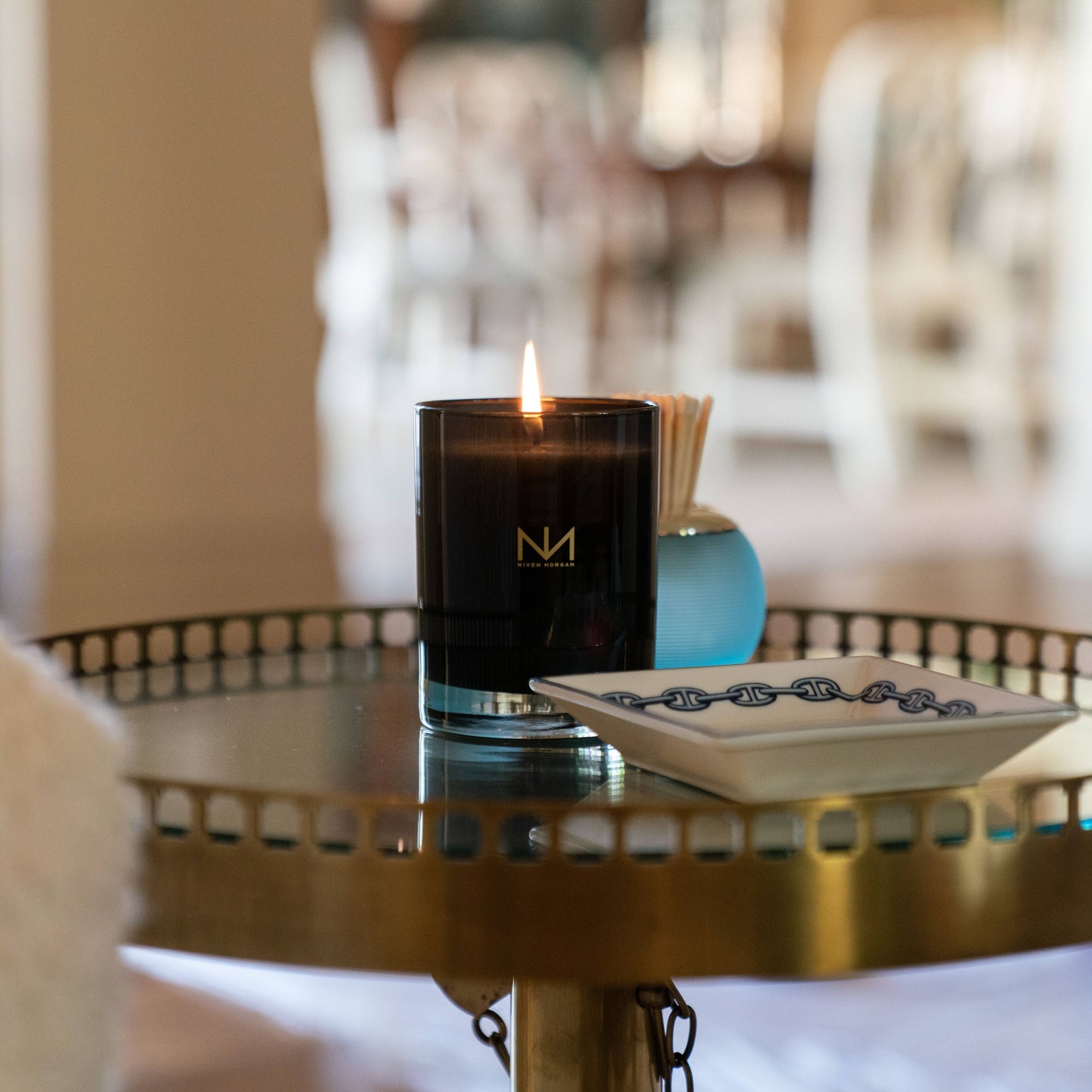 MANDARIN TEAK & ROSEWOOD - Candle