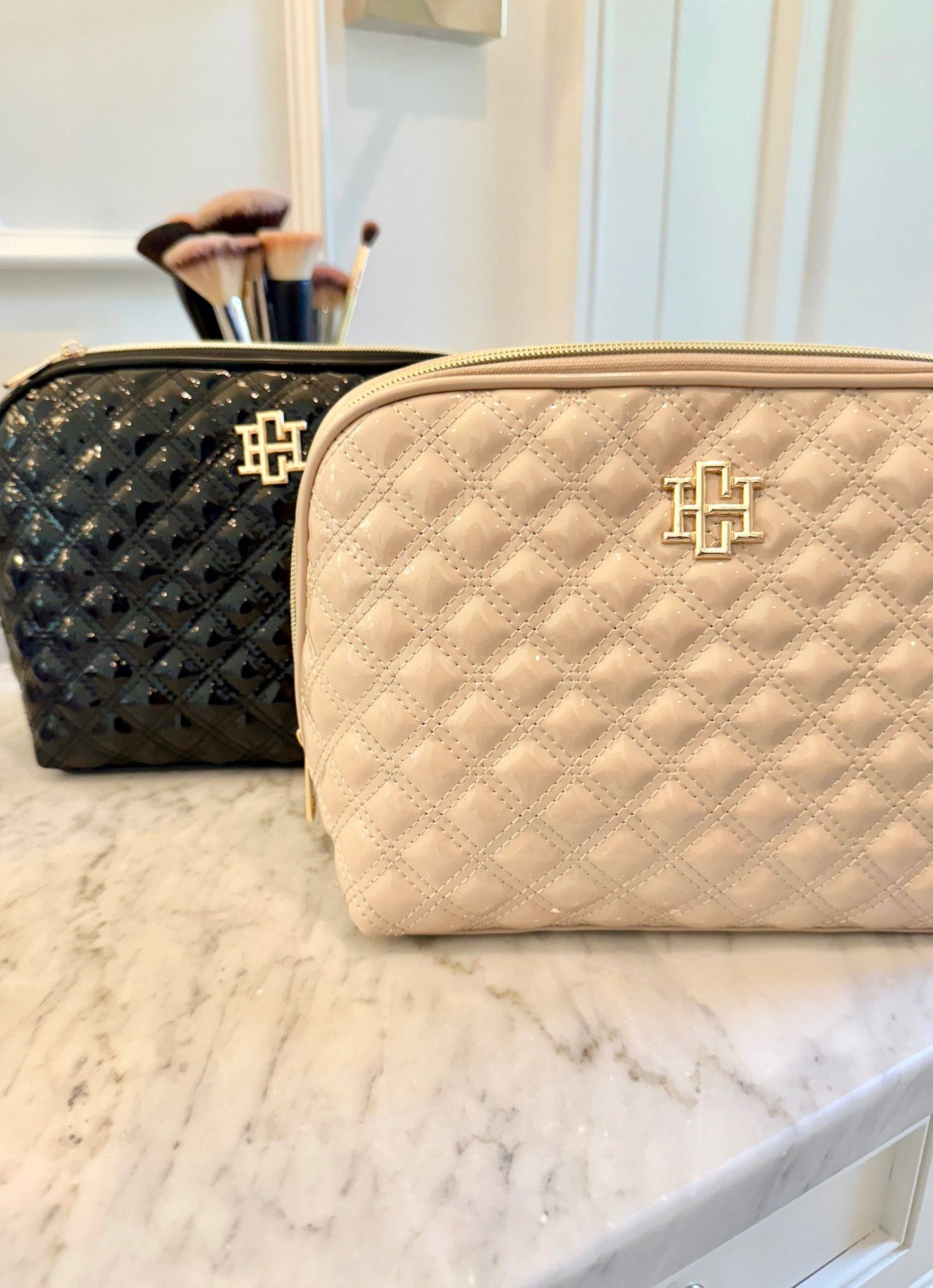 Capri Large Pouch Nude Patent SQ: Default