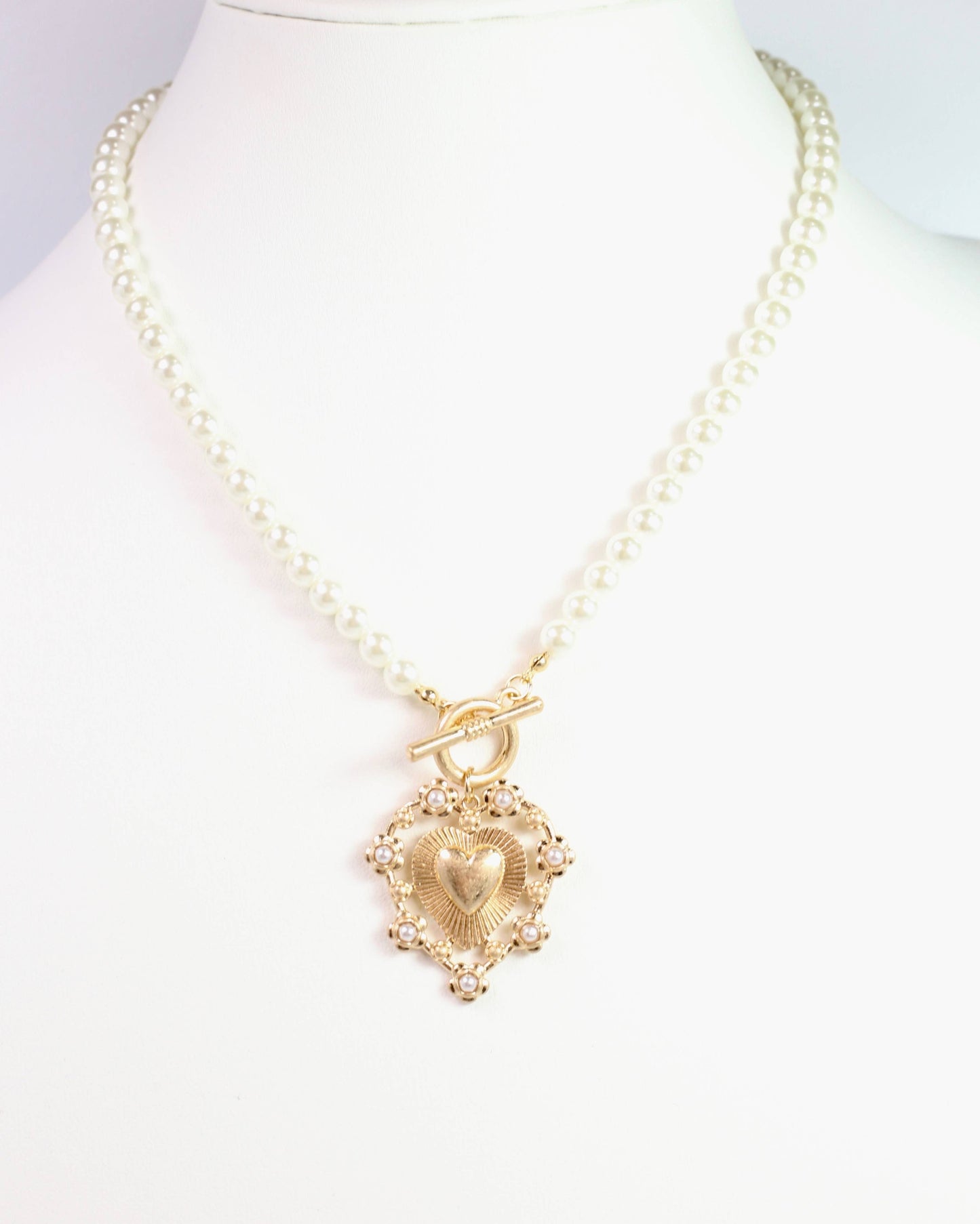 Cason Pearl and Heart Pendant Worn Gold: Default