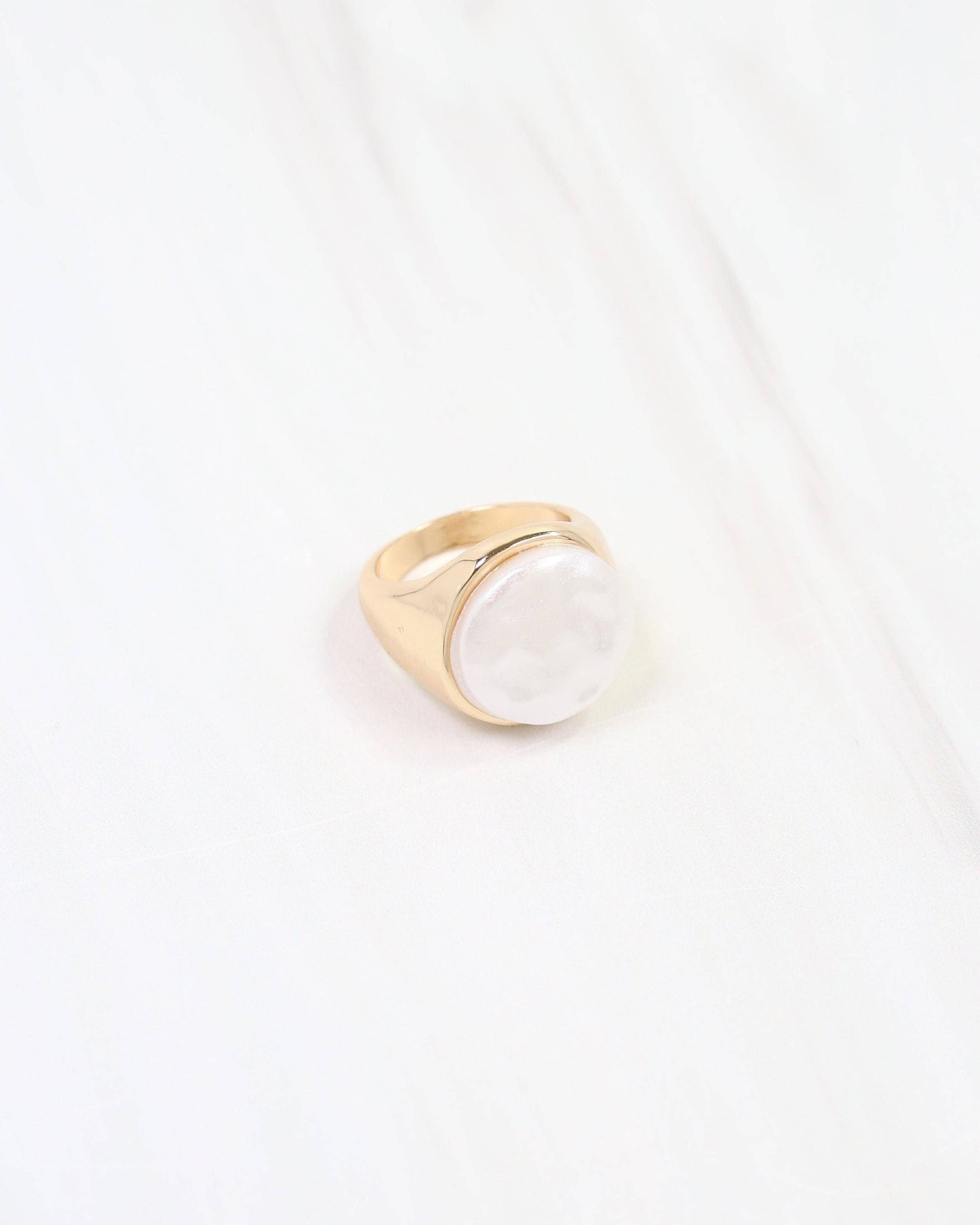 Moorhead Pearl Ring Gold