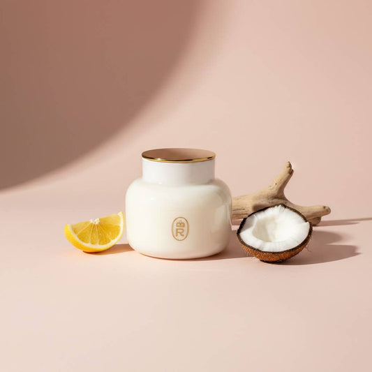 20 oz Heritage Candle: Joie De Vivre