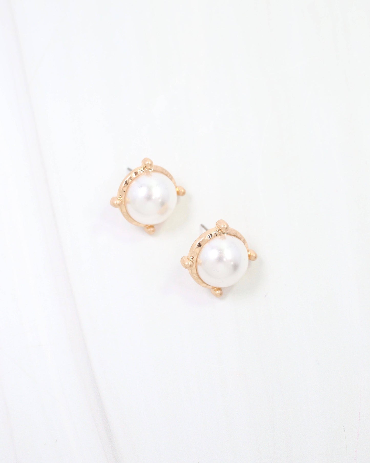 Florissant Round Post Earring Pearl