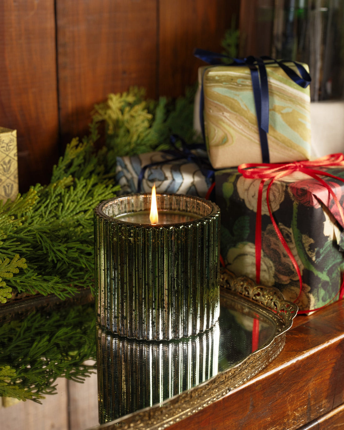 The Smell of Tree - Plaid Ribbed Glass Candle