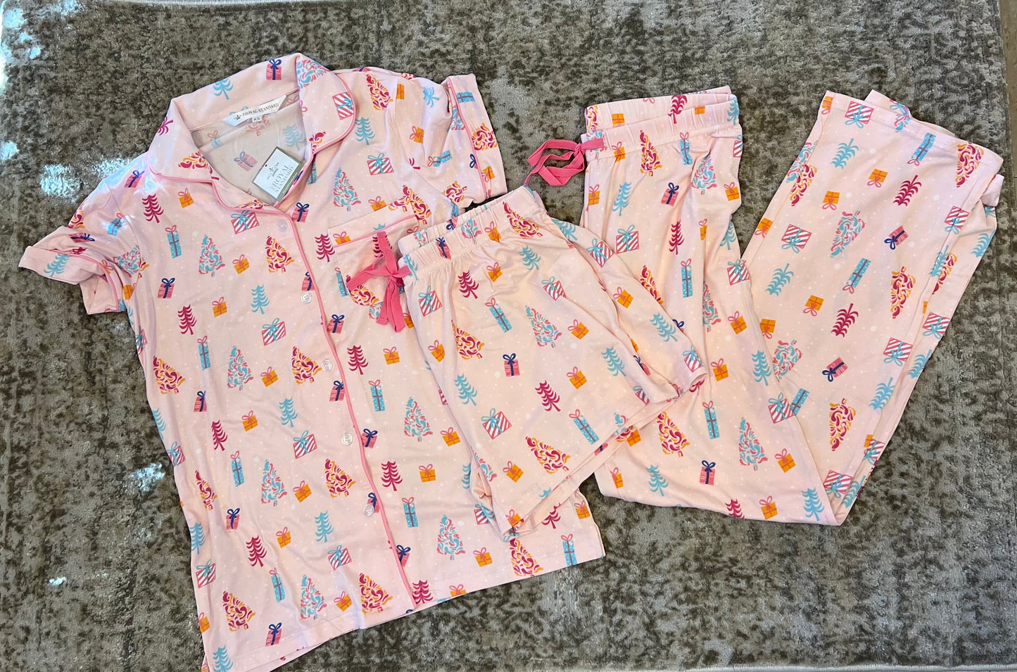 Twinkle Tree Short Sleeve Button Up Sleep Shirt with Pants