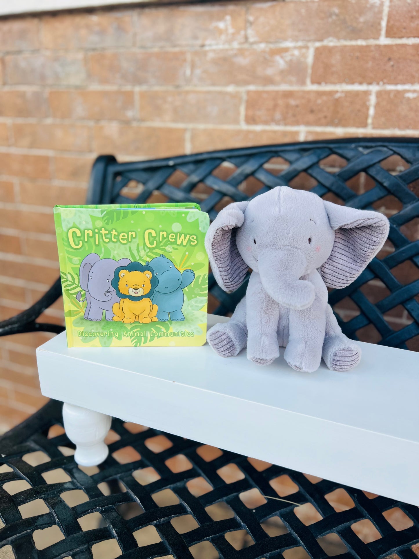 Little Penny the Elephant