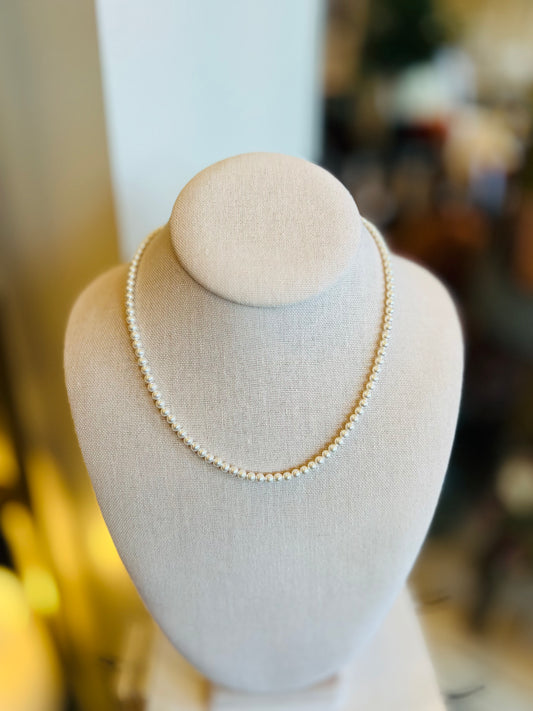 Choker Classic Pearl 4mm Bead -17"