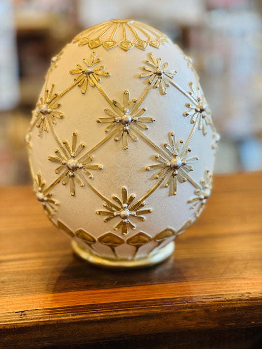 Speckled White & Raised Gold Grid Resin Easter Egg