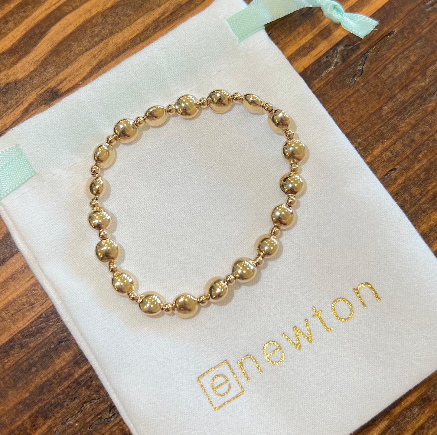 Honesty Gold Grateful Pattern 6mm Bead Bracelet