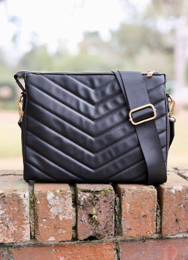 Ariana Crossbody BLACK V QUILTED: Default