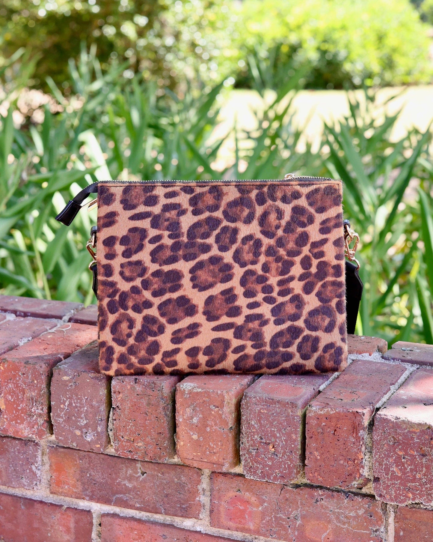 Ariana Crossbody Spotted Saddle:
