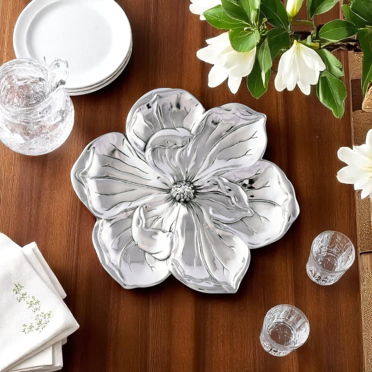 Magnolia Blossom Tray 11"