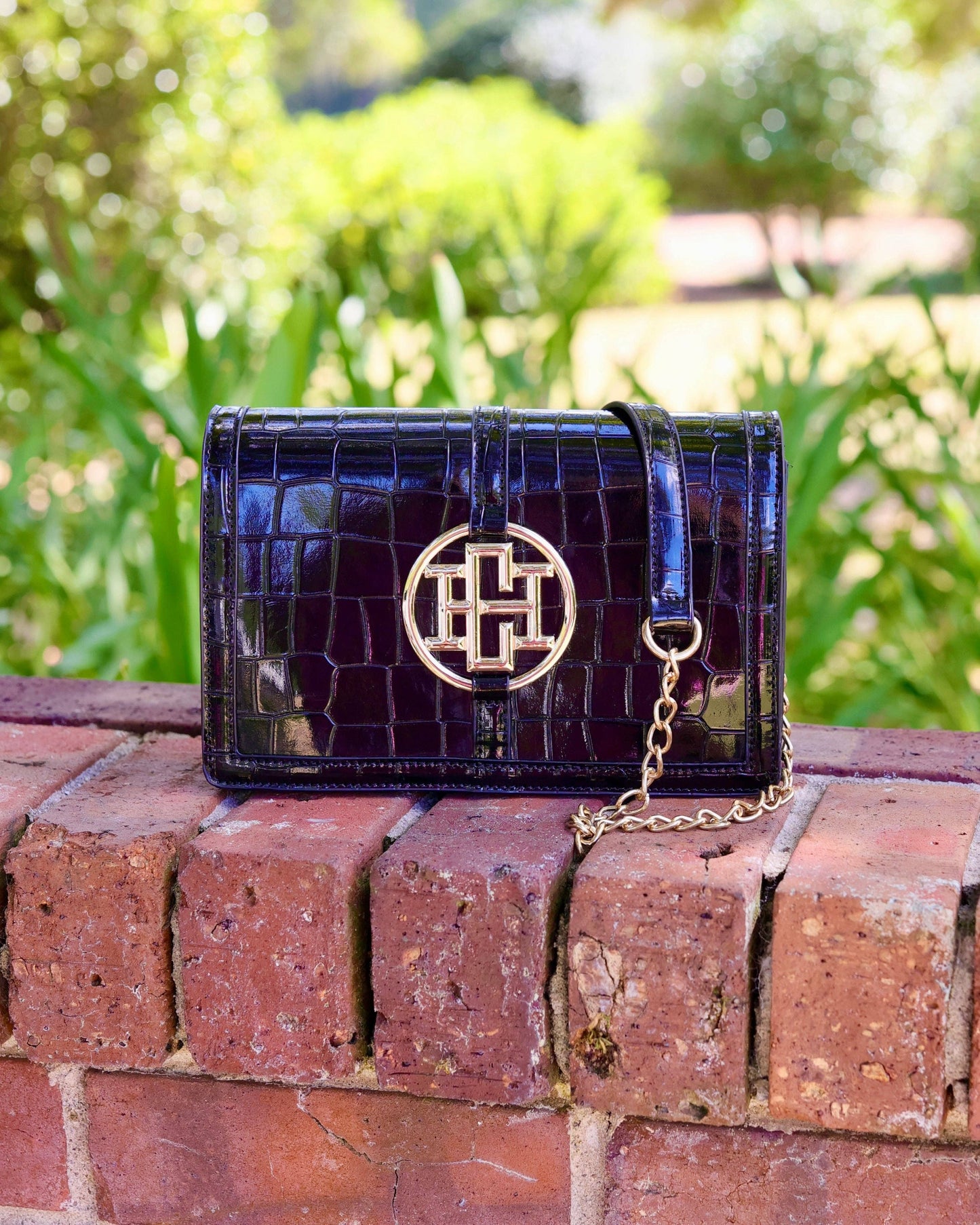 Cecilia Circle Logo Handbag Black Patent EC: