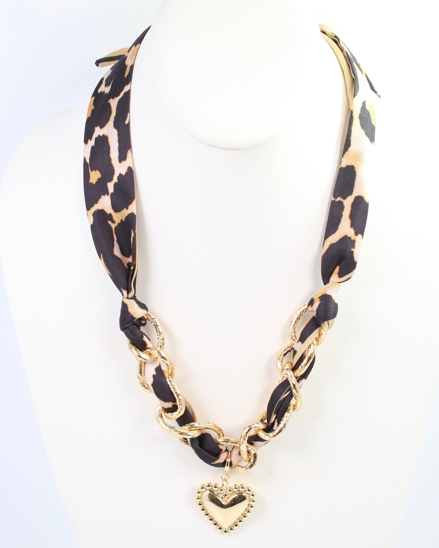Santee Scarf Charm Necklace Leopard: