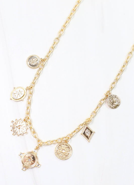 Mariann Charm Necklace Gold: Default