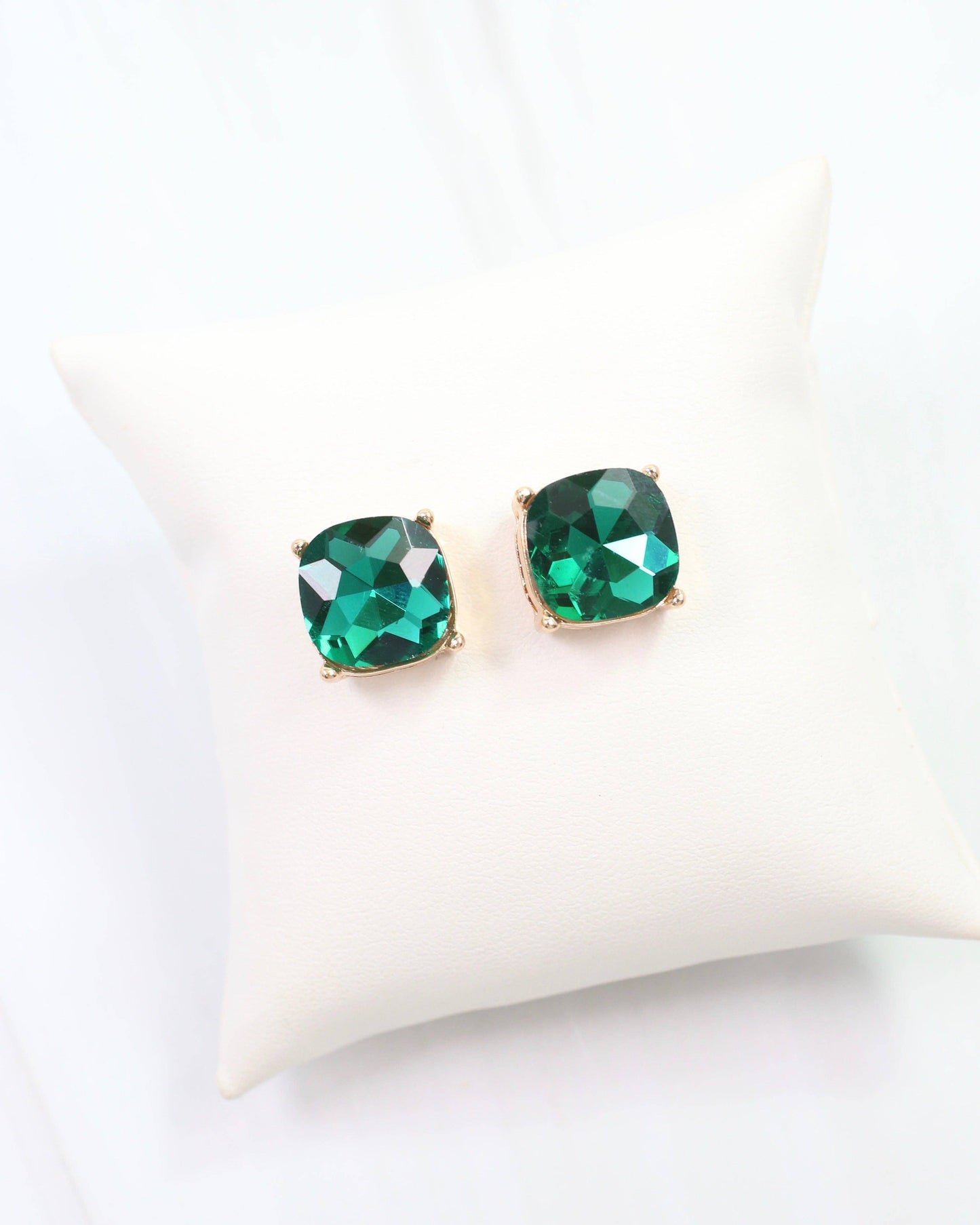 Julien Stone Stud Earring Green: Default