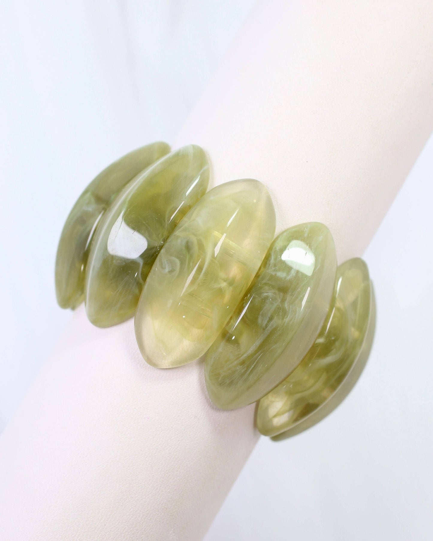 Winsted Stretch Bracelet Olive: Default