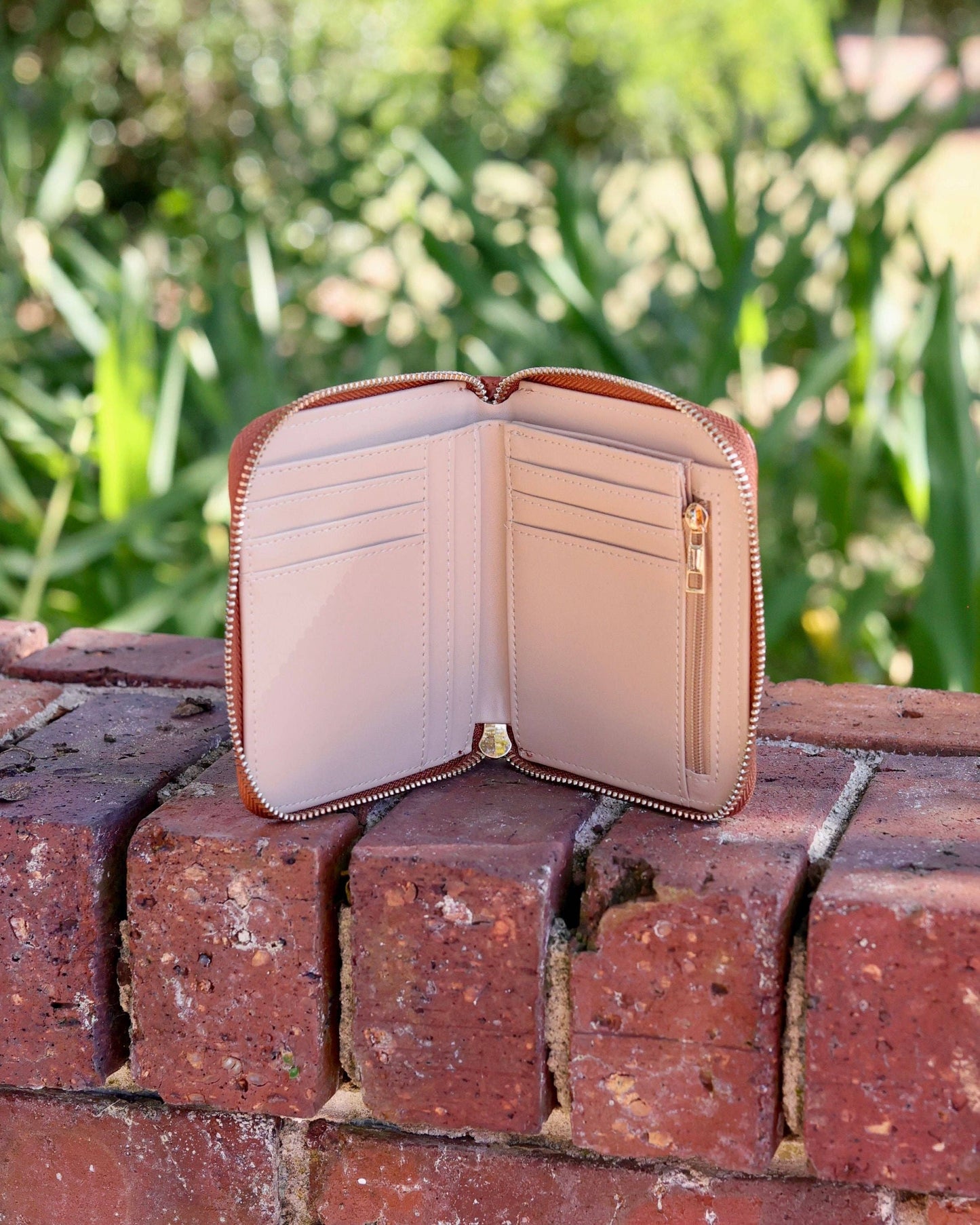 Blakely Wallet Saddle EC