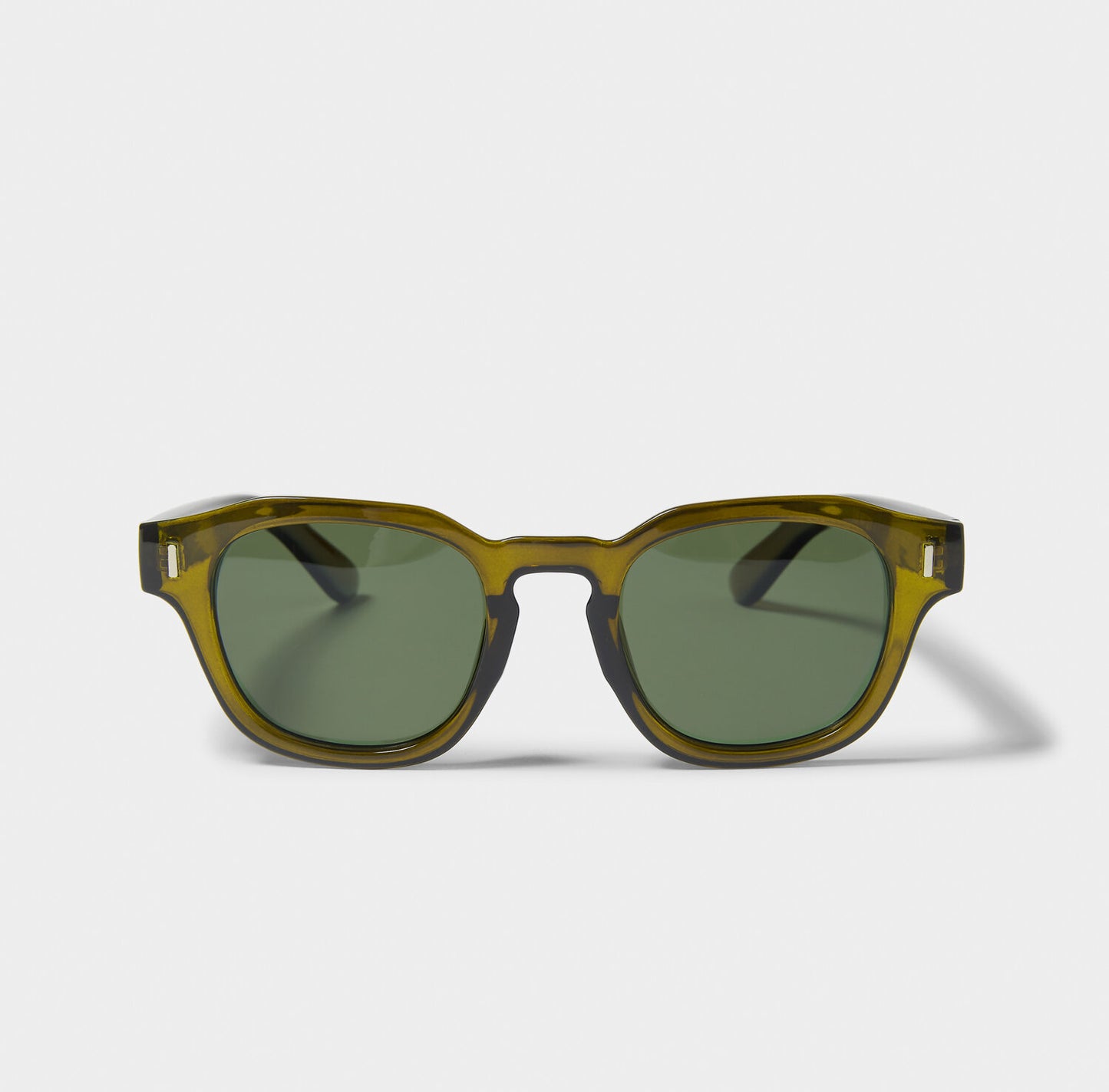 Milos Sunglasses in Olive