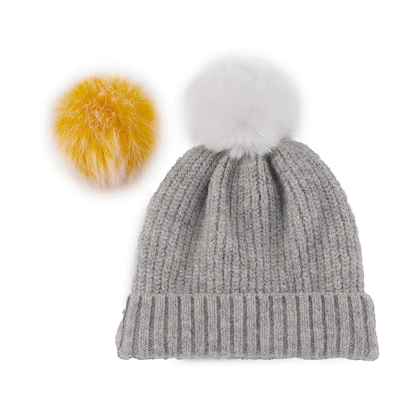 PICK-A-POM HAT