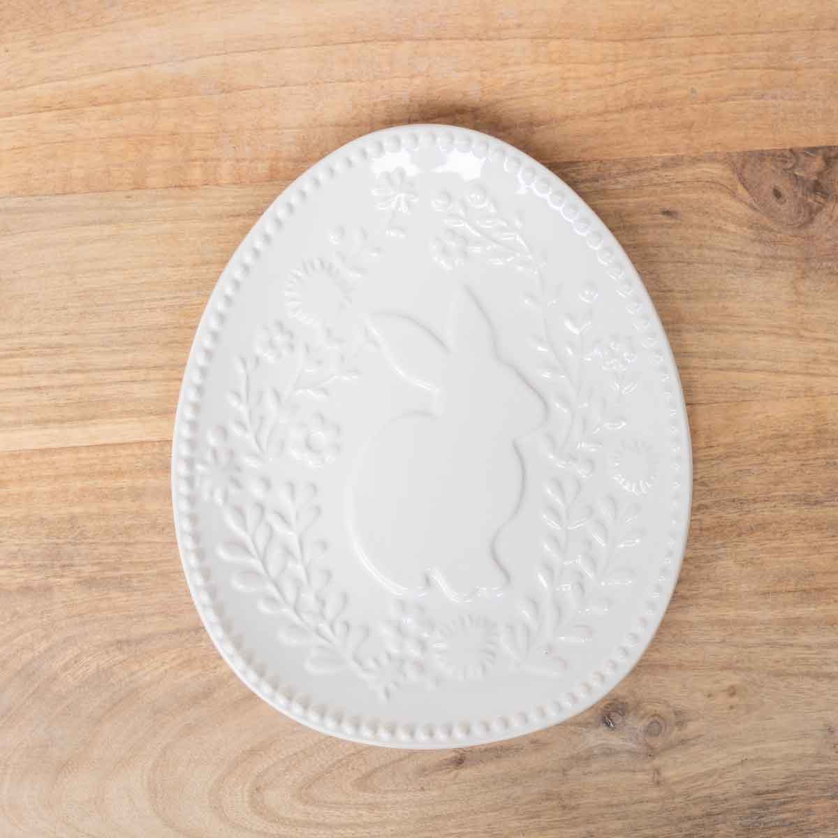 Embossed Floral Bunny Plate   Antique White