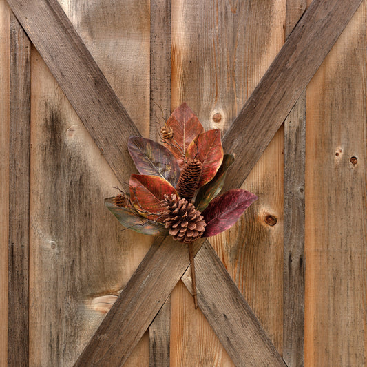 Burnished Magnolia Pick